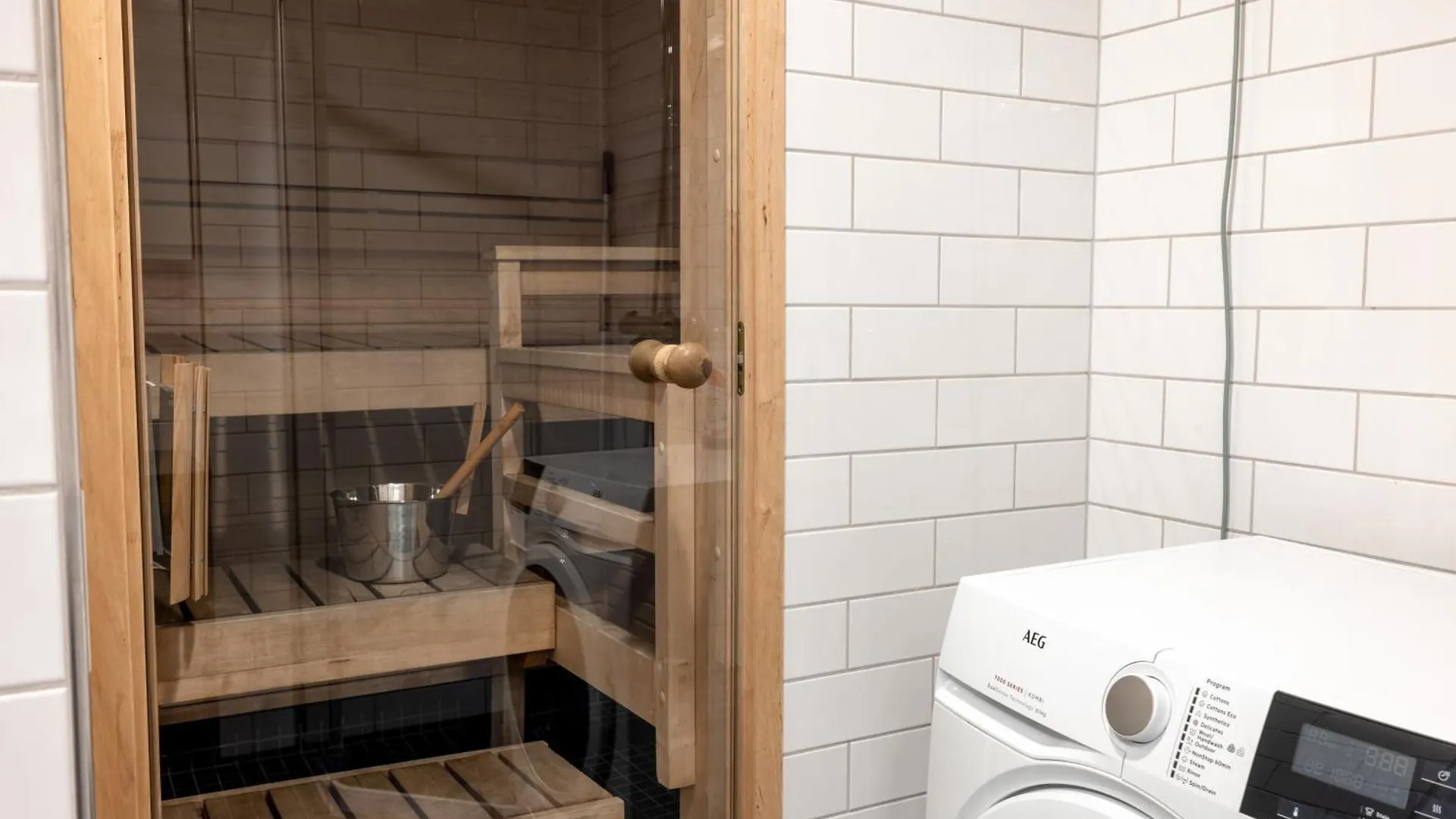 2Ndhomes Superior Kamppi Center Apartment With Sauna & Terrace Helsinki